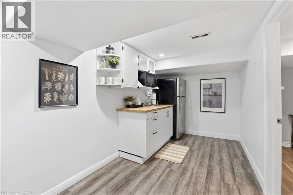 24 Cloverhill Road, Hamilton, Ontario  L9C 3L5 - Photo 18 - 40785049