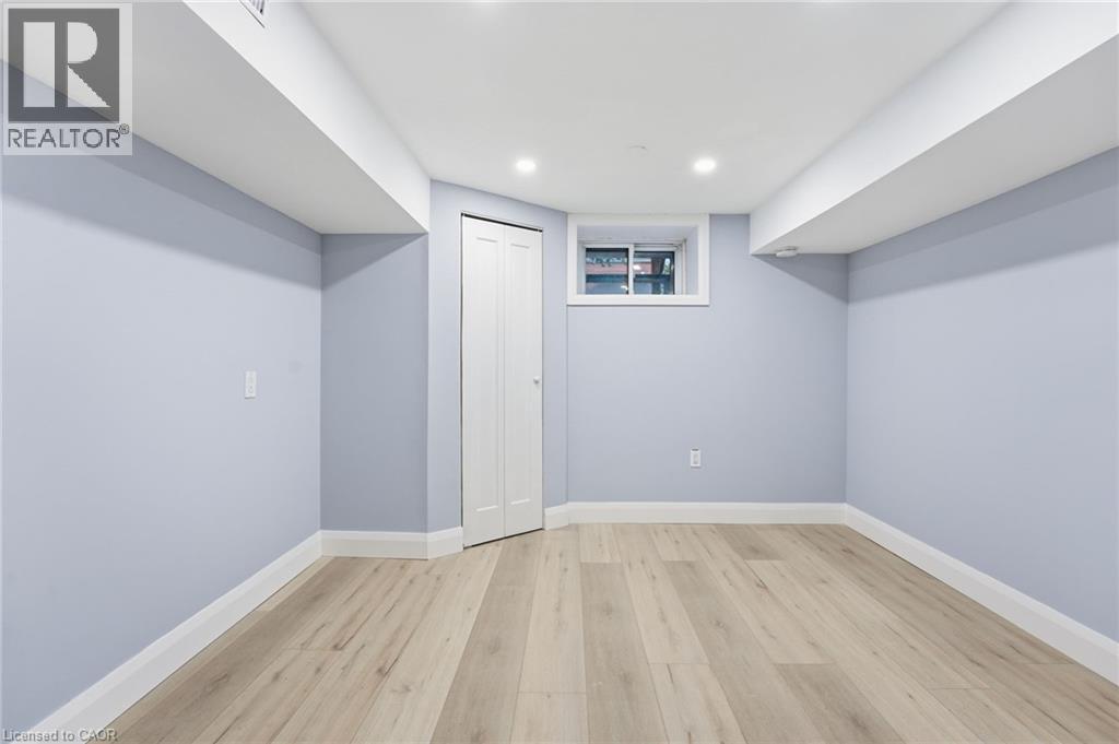 24 Cloverhill Road, Hamilton, Ontario  L9C 3L5 - Photo 22 - 40785049