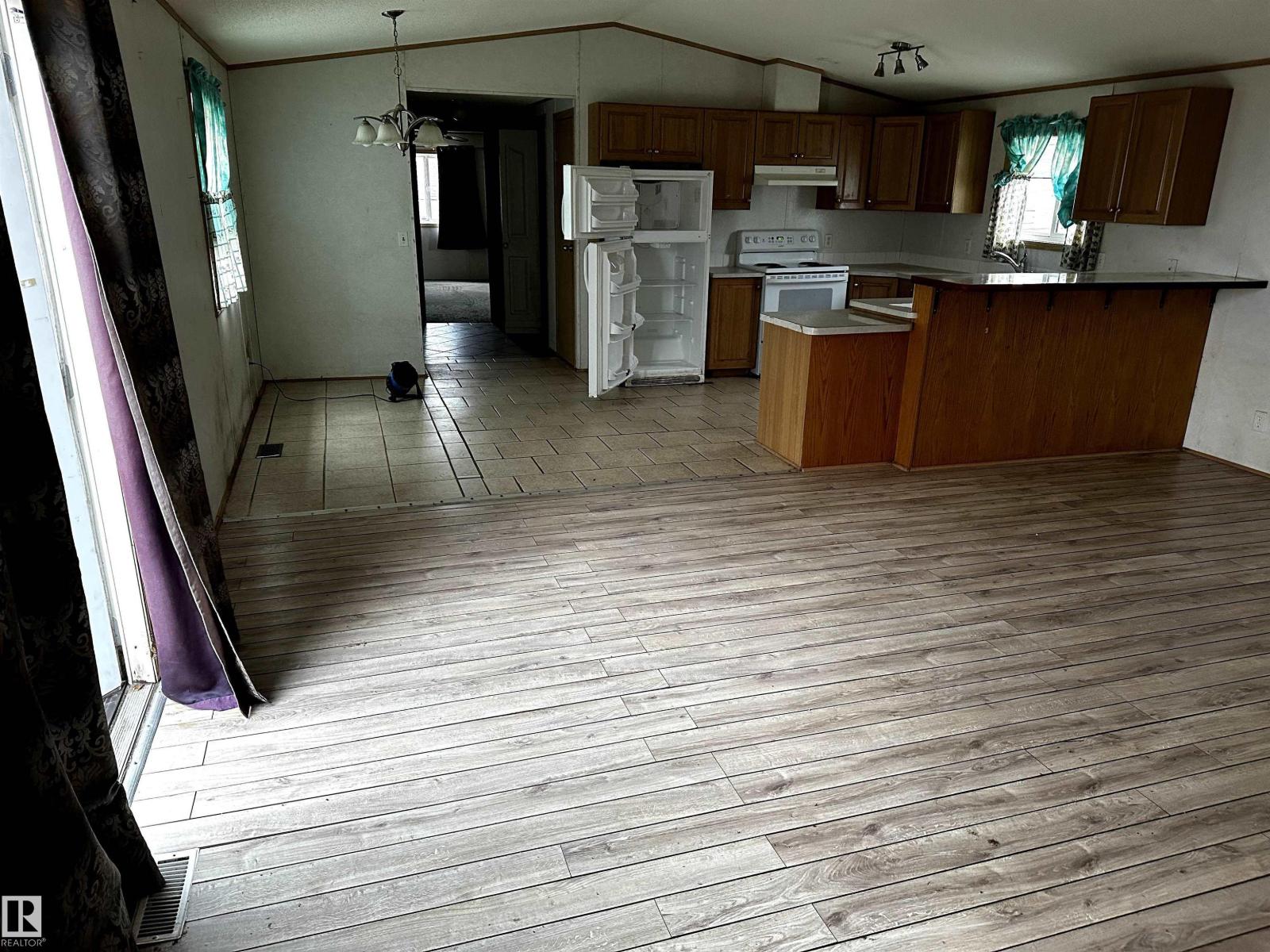 4816 48 Av, Wetaskiwin, Alberta  T9A 0E7 - Photo 3 - E4465052