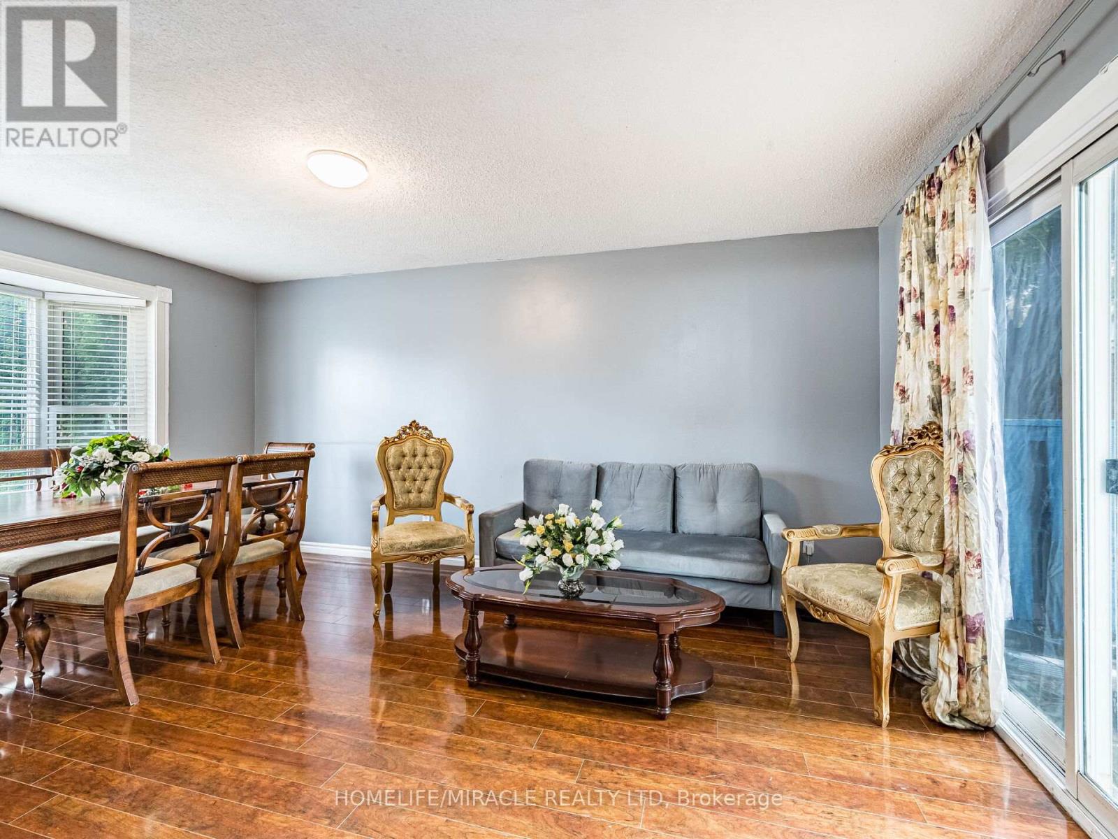 11 Hector Court, Brampton, Ontario L6S 1P1 - Photo 16 - W12517428