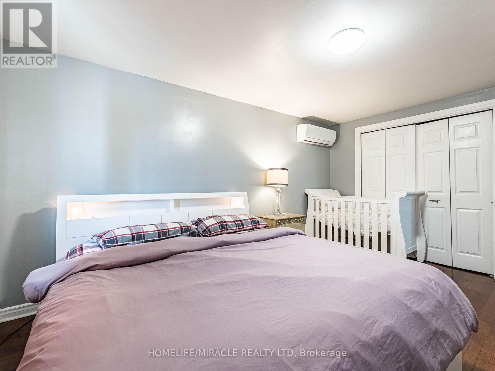 11 Hector Court, Brampton, Ontario L6S 1P1 - Photo 32 - W12517428