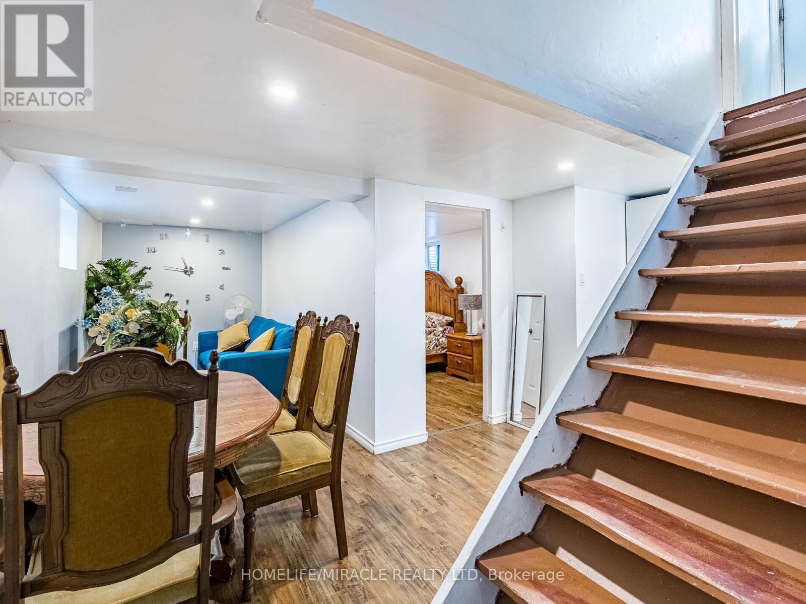 11 Hector Court, Brampton, Ontario L6S 1P1 - Photo 36 - W12517428