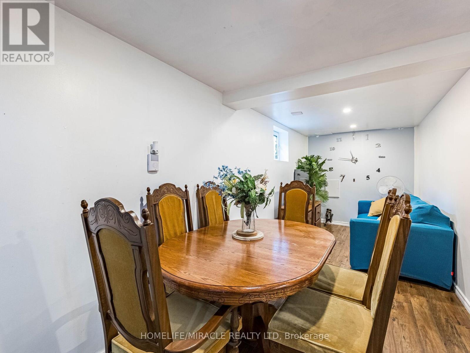 11 Hector Court, Brampton, Ontario L6S 1P1 - Photo 37 - W12517428