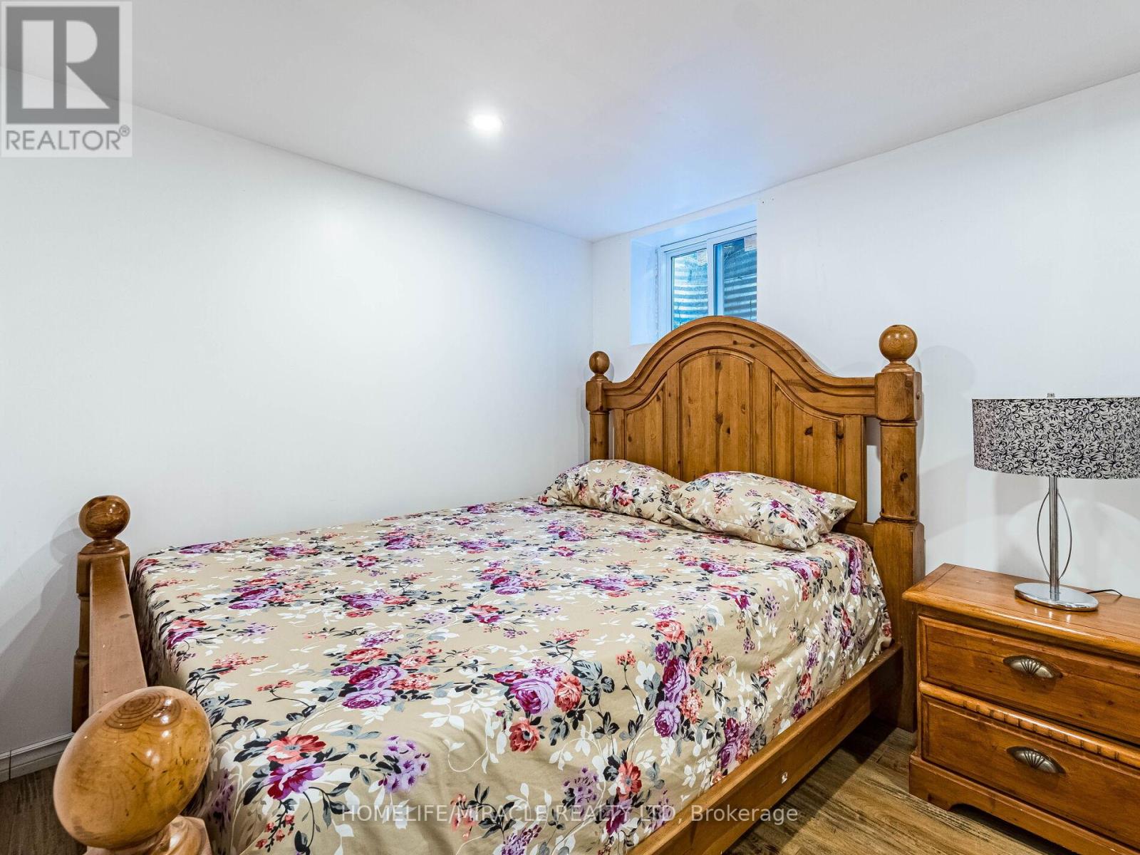 11 Hector Court, Brampton, Ontario L6S 1P1 - Photo 40 - W12517428