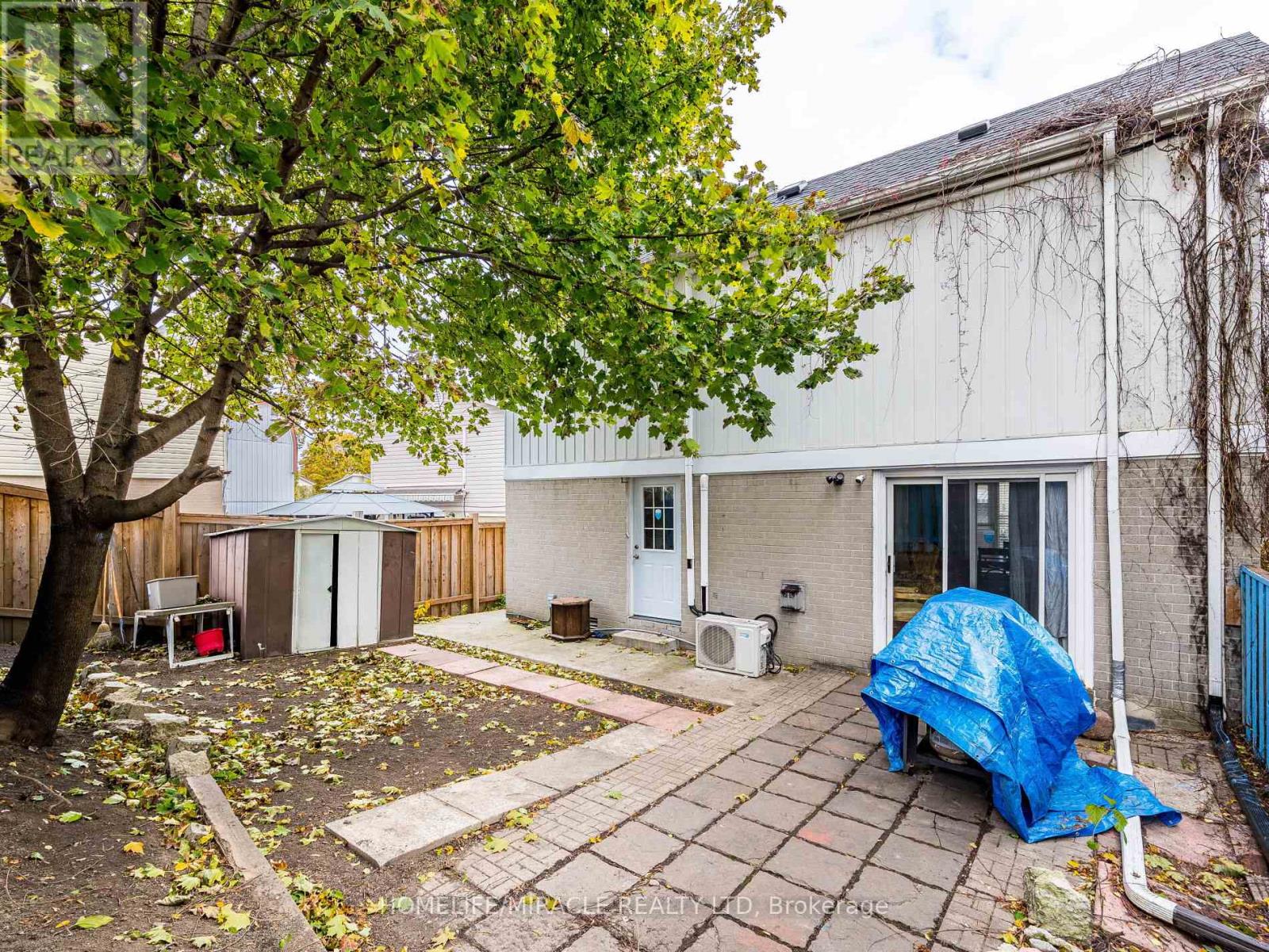 11 Hector Court, Brampton, Ontario L6S 1P1 - Photo 49 - W12517428