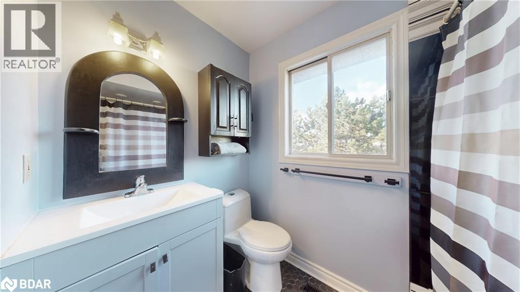 4 Trillium Crescent, Barrie, Ontario L4N 5P5 - Photo 23 - 40784778