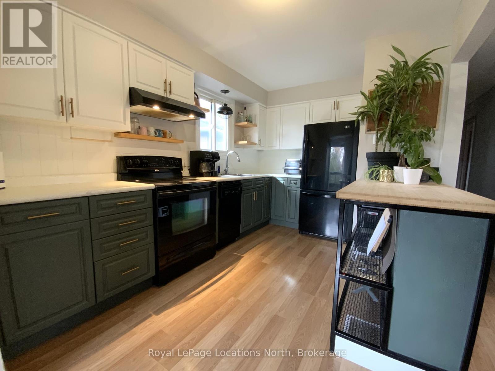 54 Courtice Crescent, Collingwood, Ontario  L9Y 4G1 - Photo 6 - S12519222