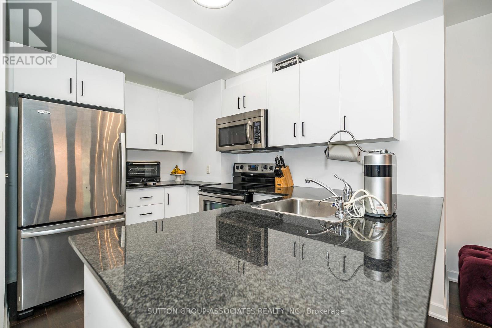 Ph7 - 539 Jarvis Street, Toronto, Ontario  M4Y 2H7 - Photo 5 - C12513170