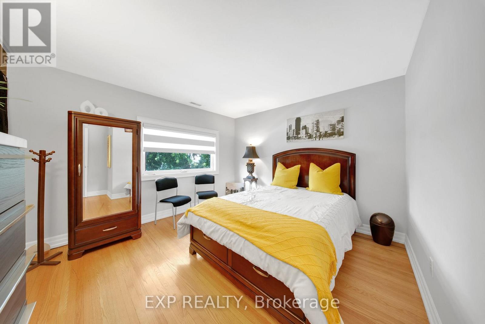 3620 Ponytrail Drive, Mississauga, Ontario  L4X 1W4 - Photo 23 - W12485377