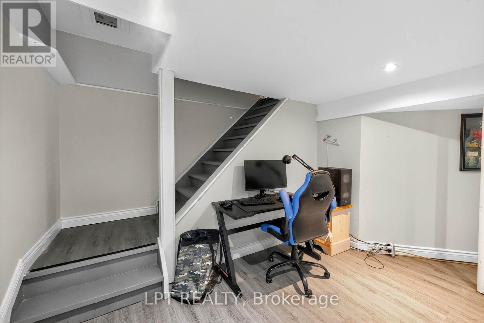 14 Caledon Crescent, Brampton, Ontario  L6W 1C5 - Photo 30 - W12518926