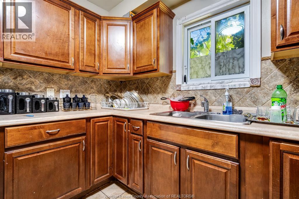 1571 Goyeau Street, Windsor, Ontario N8X 3L5 - Photo 9 - 25028305