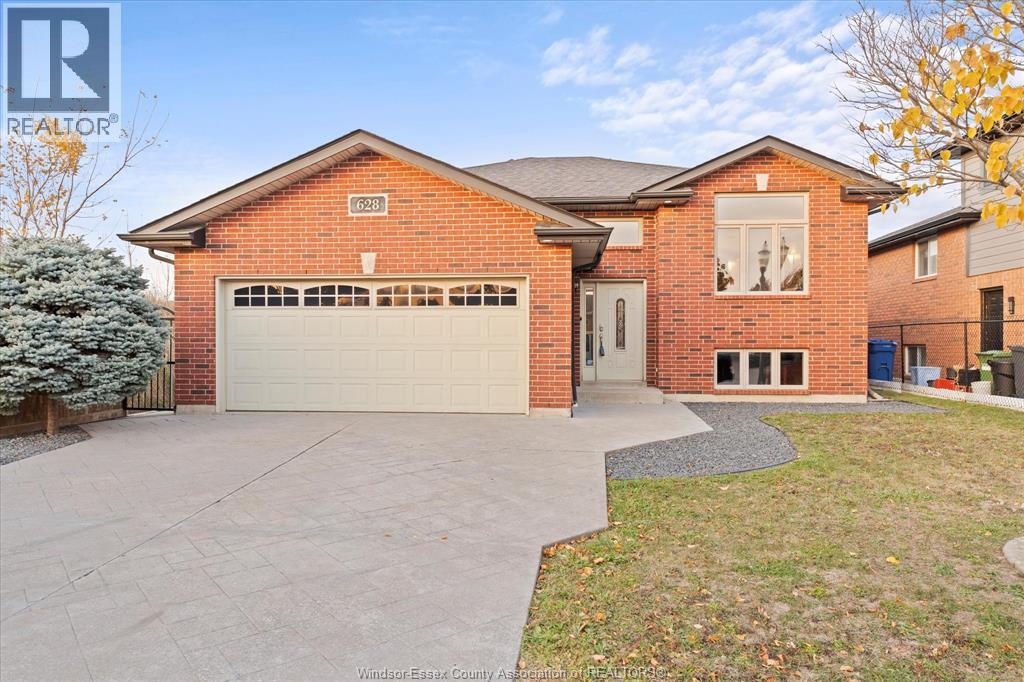 628 Alpenrose Court, Windsor, Ontario N9G 2Z7 - Photo 2 - 25028294