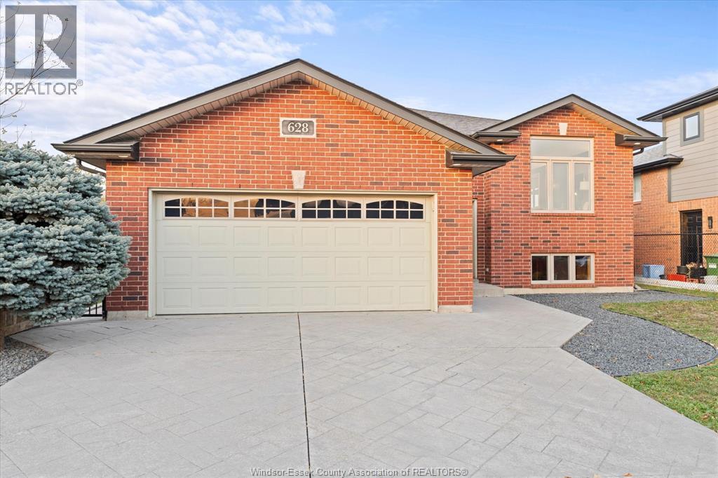 628 Alpenrose Court, Windsor, Ontario N9G 2Z7 - Photo 3 - 25028294