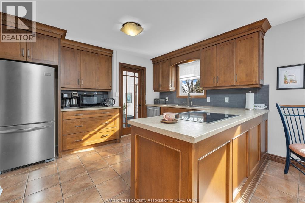 527 County Rd 42, Lakeshore, Ontario N8N 2L9 - Photo 19 - 25028291