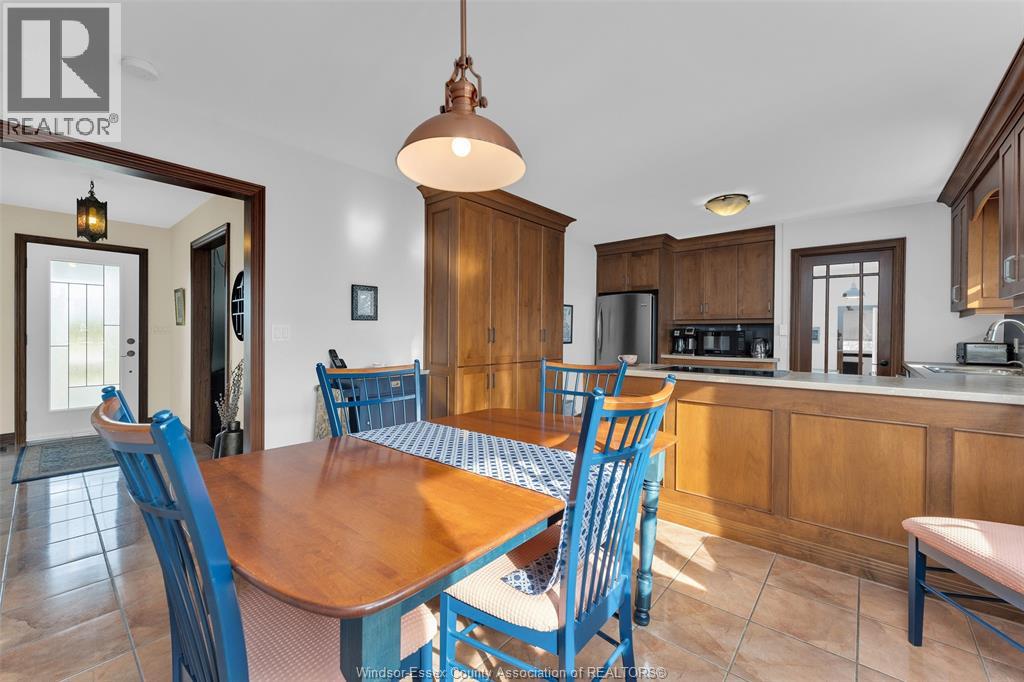 527 County Rd 42, Lakeshore, Ontario N8N 2L9 - Photo 22 - 25028291