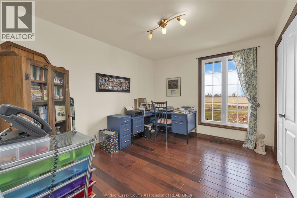 527 County Rd 42, Lakeshore, Ontario N8N 2L9 - Photo 27 - 25028291