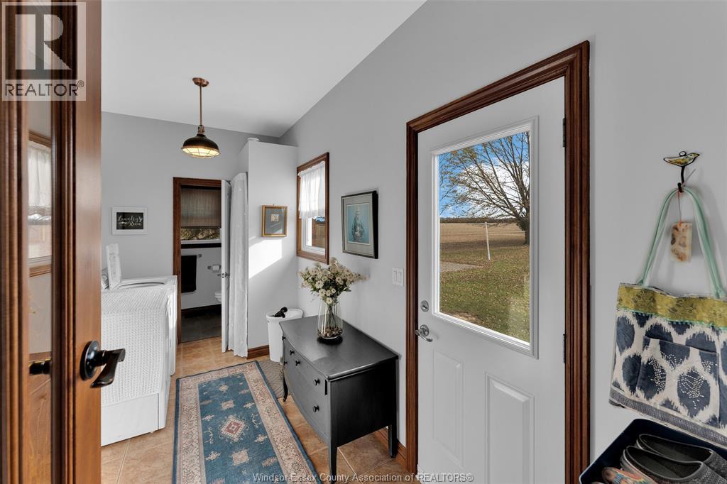 527 County Rd 42, Lakeshore, Ontario N8N 2L9 - Photo 28 - 25028291