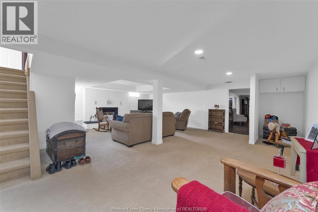 527 County Rd 42, Lakeshore, Ontario N8N 2L9 - Photo 30 - 25028291