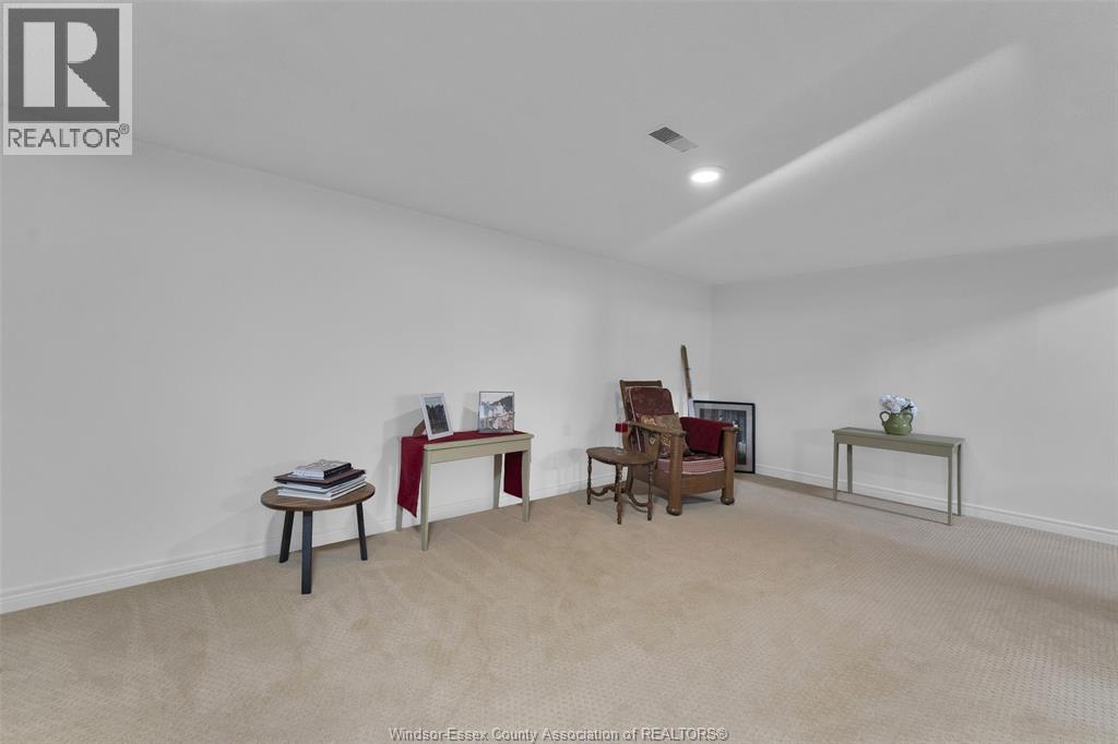 527 County Rd 42, Lakeshore, Ontario N8N 2L9 - Photo 36 - 25028291