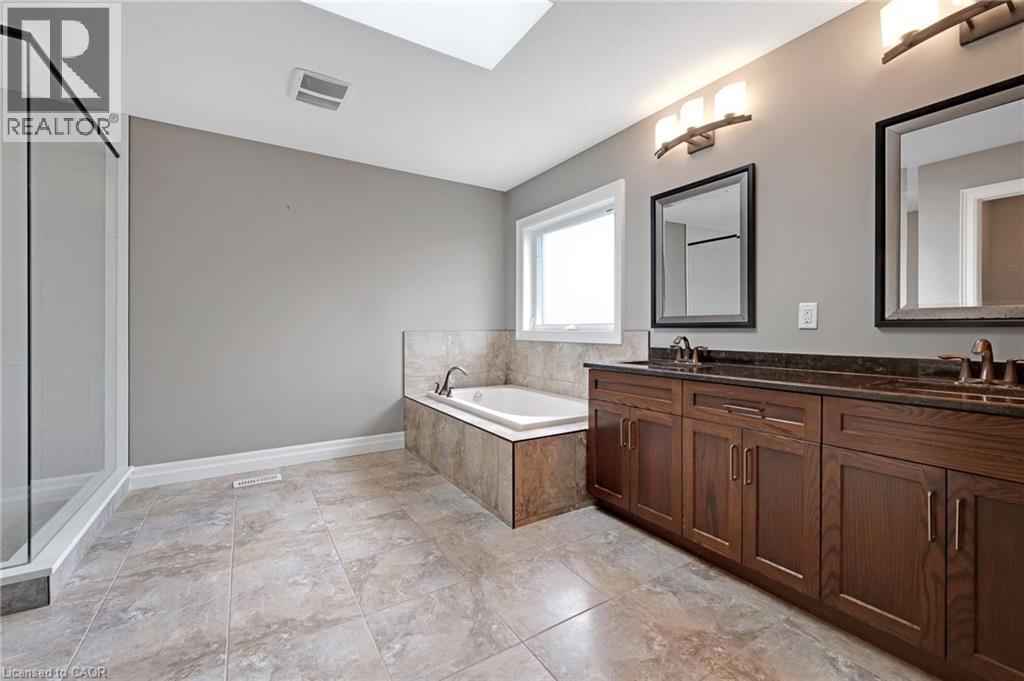 209 River Birch Street, Kitchener, Ontario N2C 2V3 - Photo 14 - 40786509