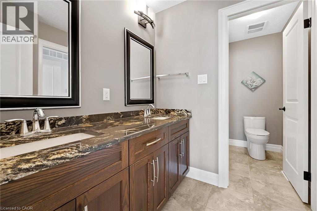 209 River Birch Street, Kitchener, Ontario N2C 2V3 - Photo 9 - 40786509