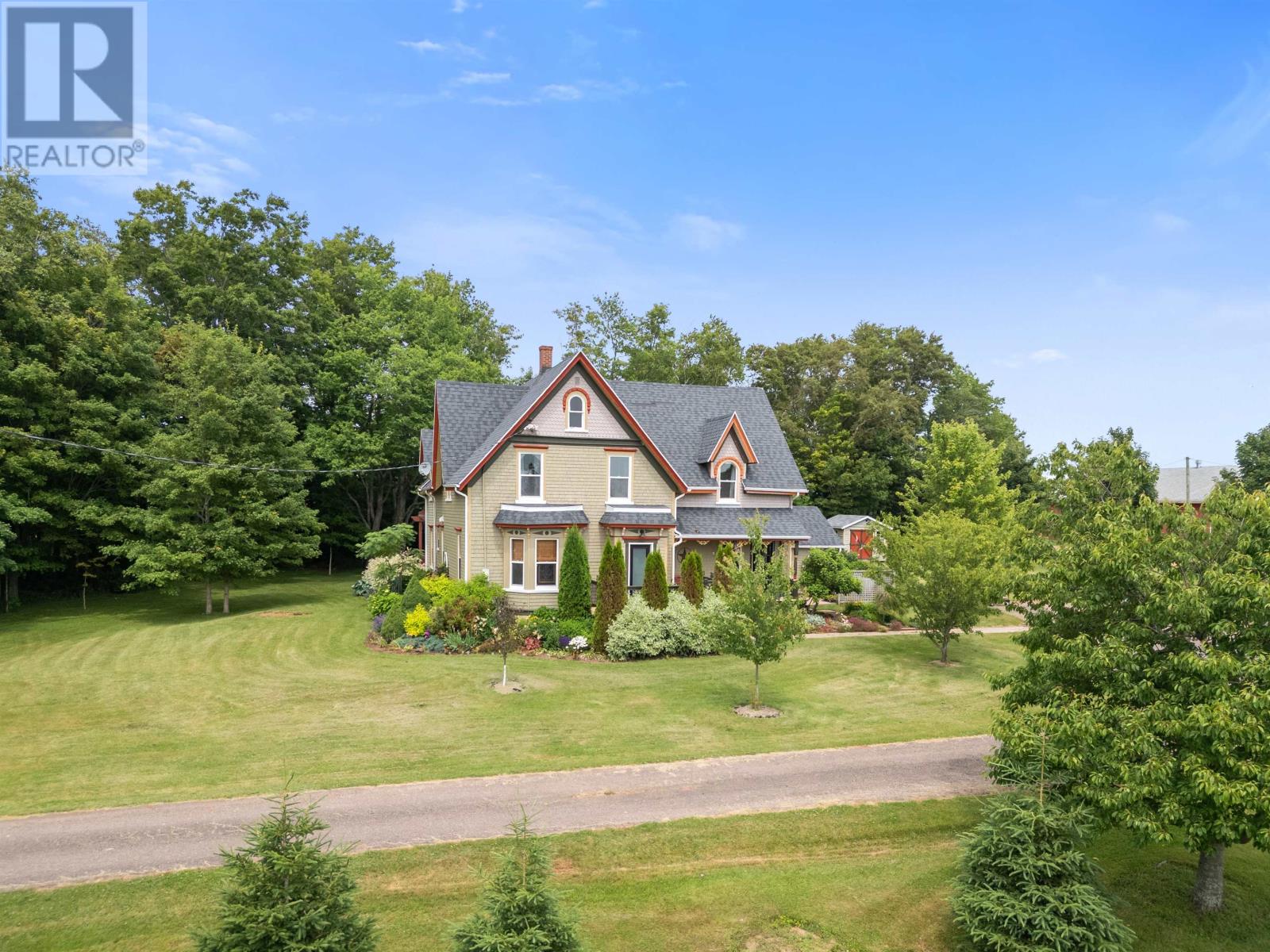 2021 Mill Road, Lower Freetown, Prince Edward Island  C0B 1L0 - Photo 2 - 202527483