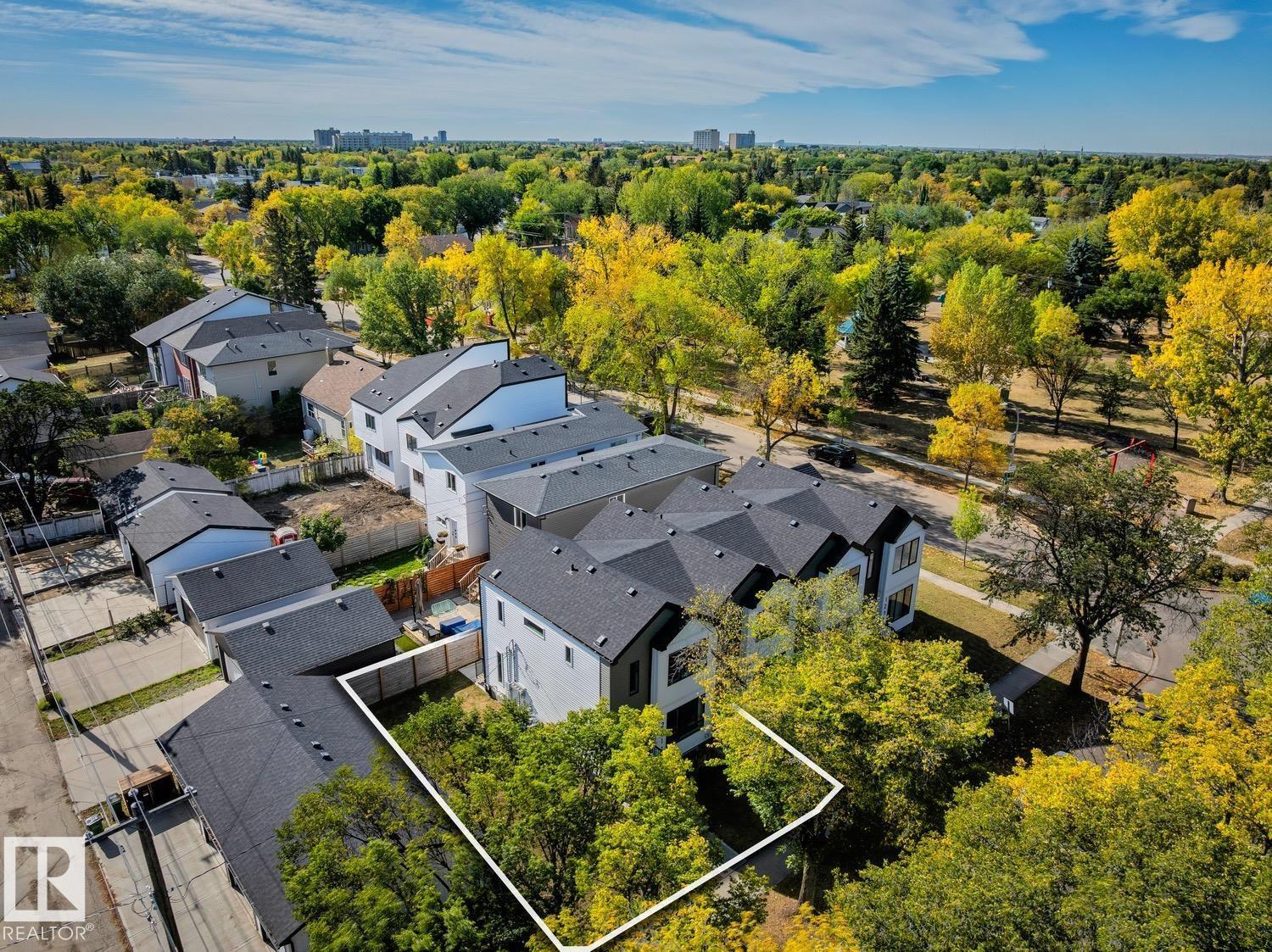 12311 121 Av Nw, Edmonton, Alberta  T5L 3A3 - Photo 2 - E4459367