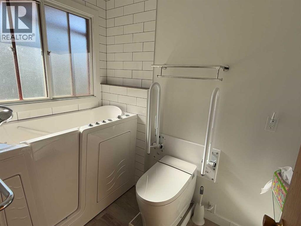 220 3 Street S, Vulcan, Alberta  T0L 2B0 - Photo 20 - A2257239