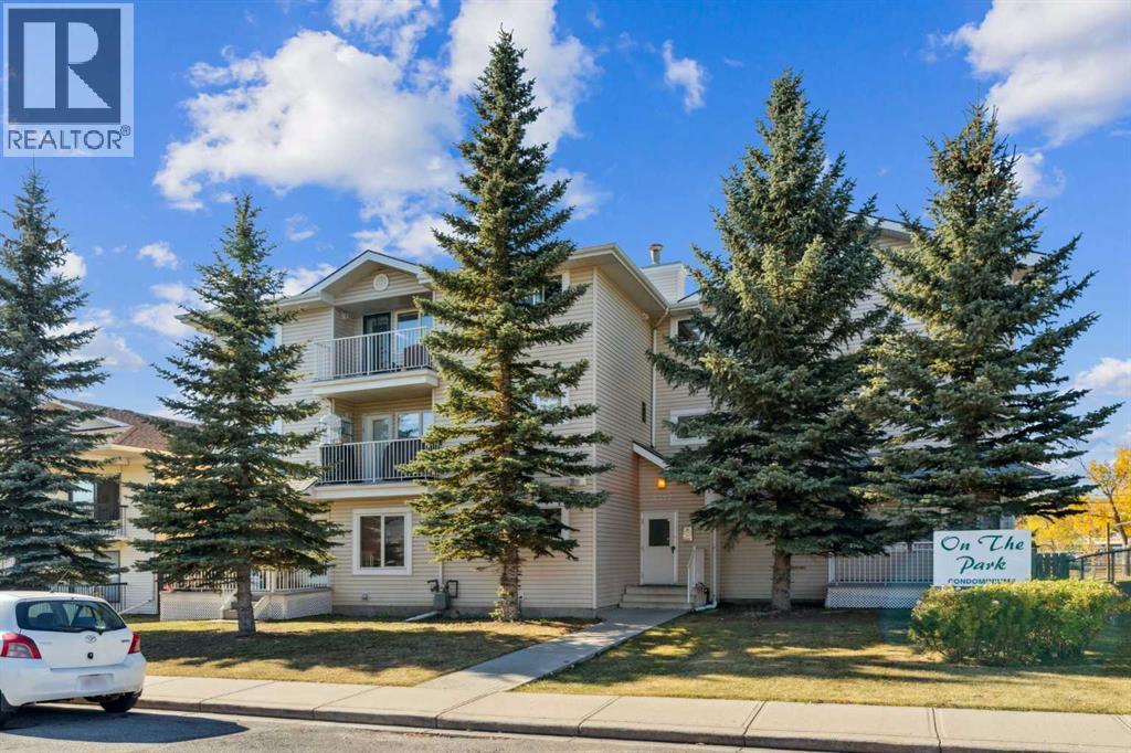 303, 4327 75 Street Nw, Calgary, Alberta  T3B 2M7 - Photo 1 - A2264234
