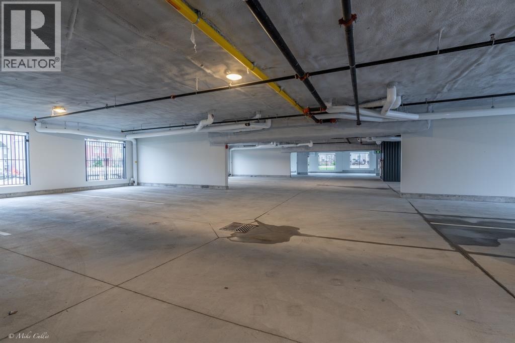 1540 Venetian Boulevard Unit# 204, Point Edward photo 17