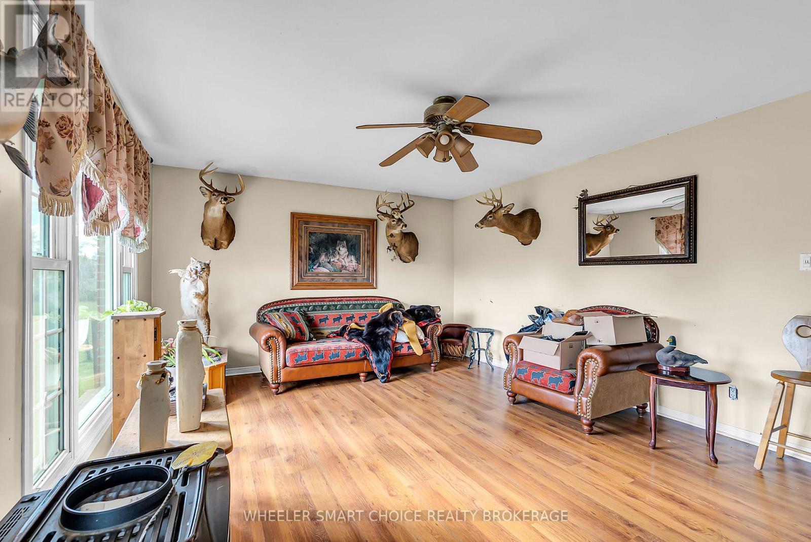 17637 Island Road E, South Stormont, Ontario K0C 1S0 - Photo 11 - X12521038