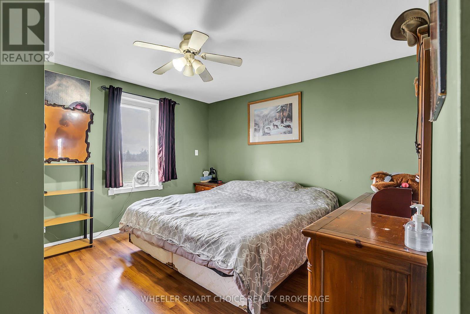 17637 Island Road E, South Stormont, Ontario K0C 1S0 - Photo 16 - X12521038