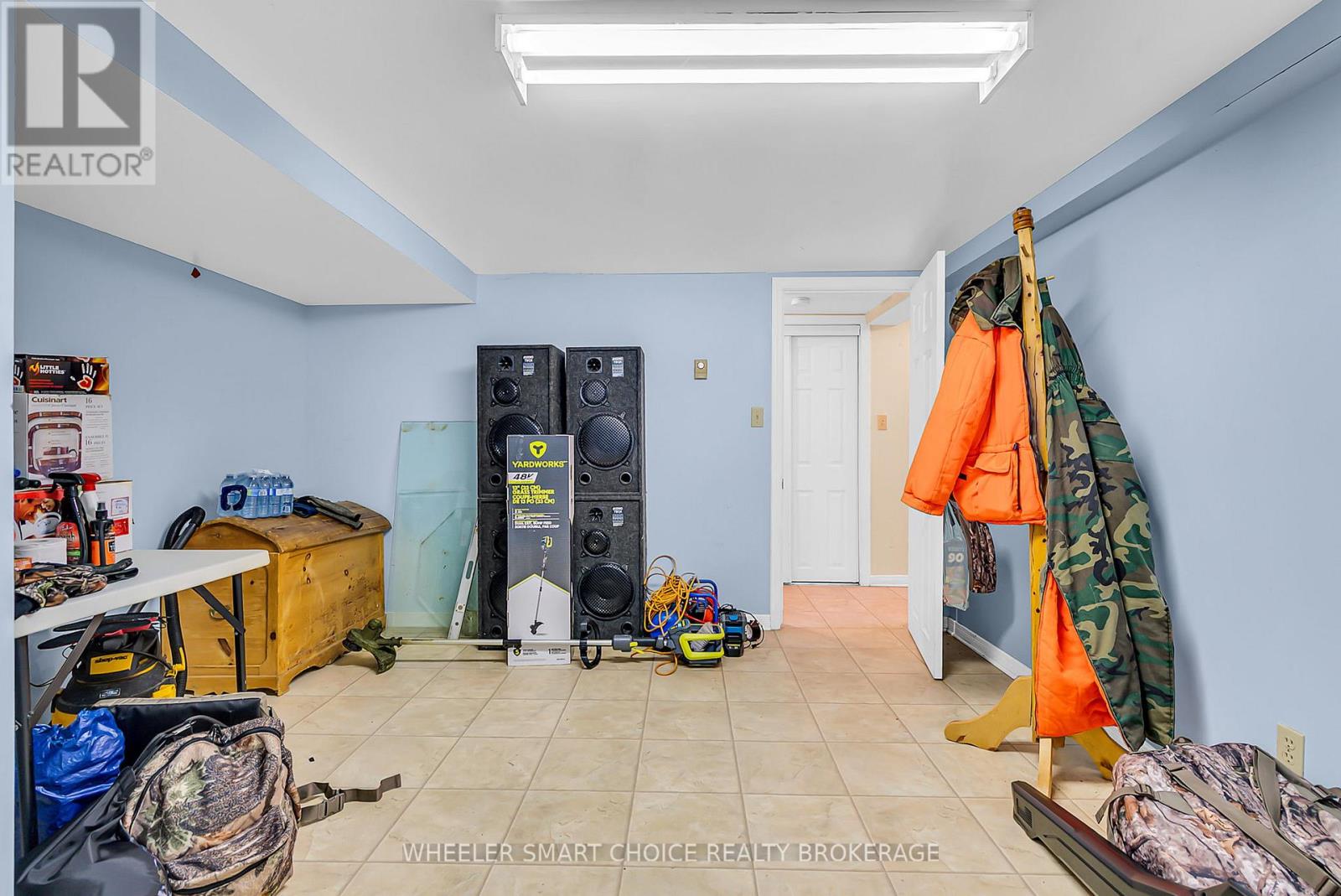 17637 Island Road E, South Stormont, Ontario K0C 1S0 - Photo 19 - X12521038