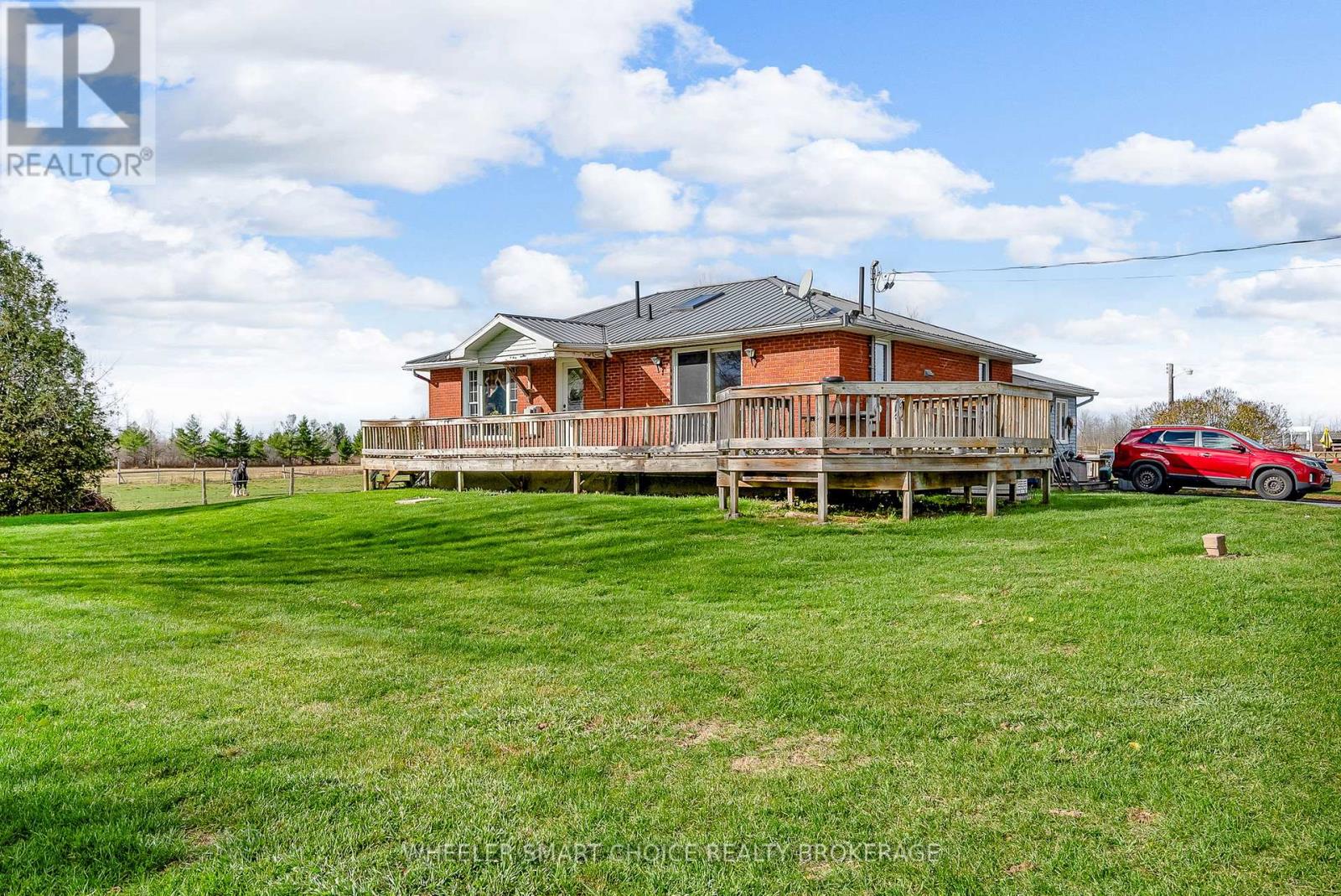 17637 Island Road E, South Stormont, Ontario K0C 1S0 - Photo 2 - X12521038