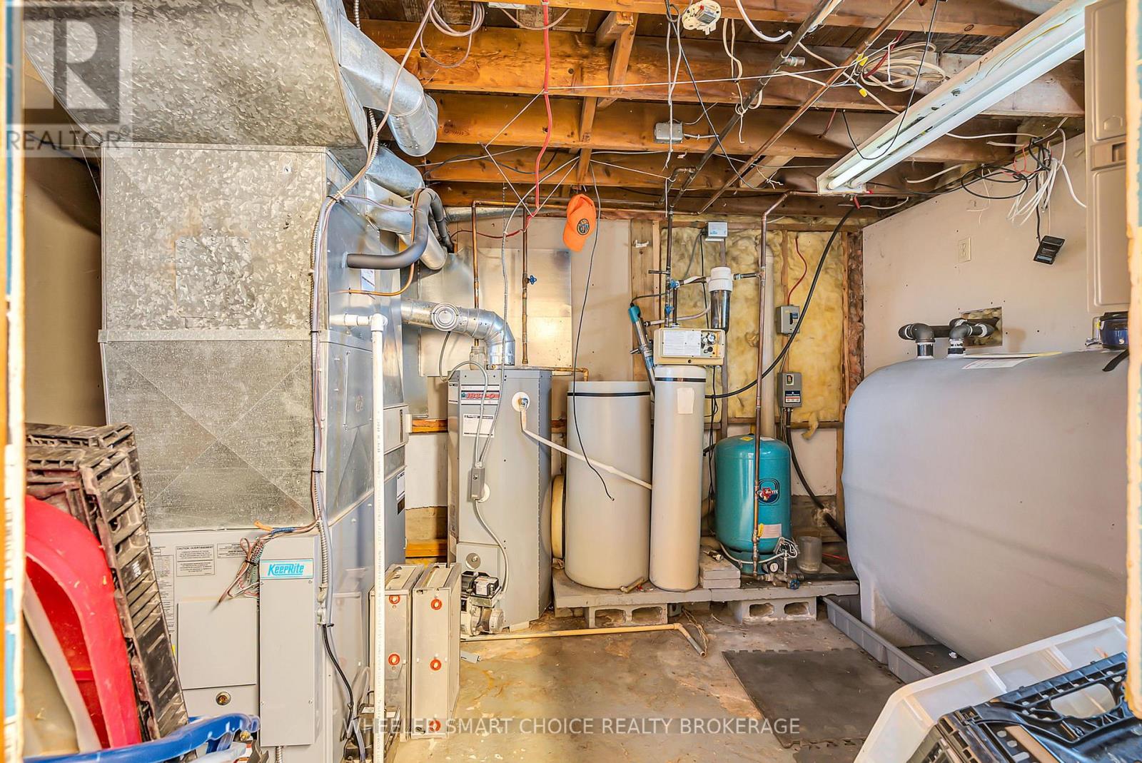 17637 Island Road E, South Stormont, Ontario K0C 1S0 - Photo 21 - X12521038