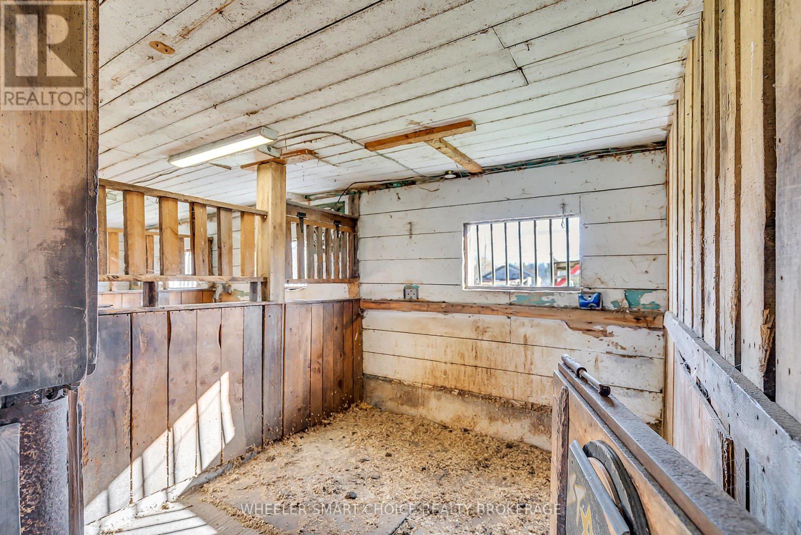 17637 Island Road E, South Stormont, Ontario K0C 1S0 - Photo 32 - X12521038