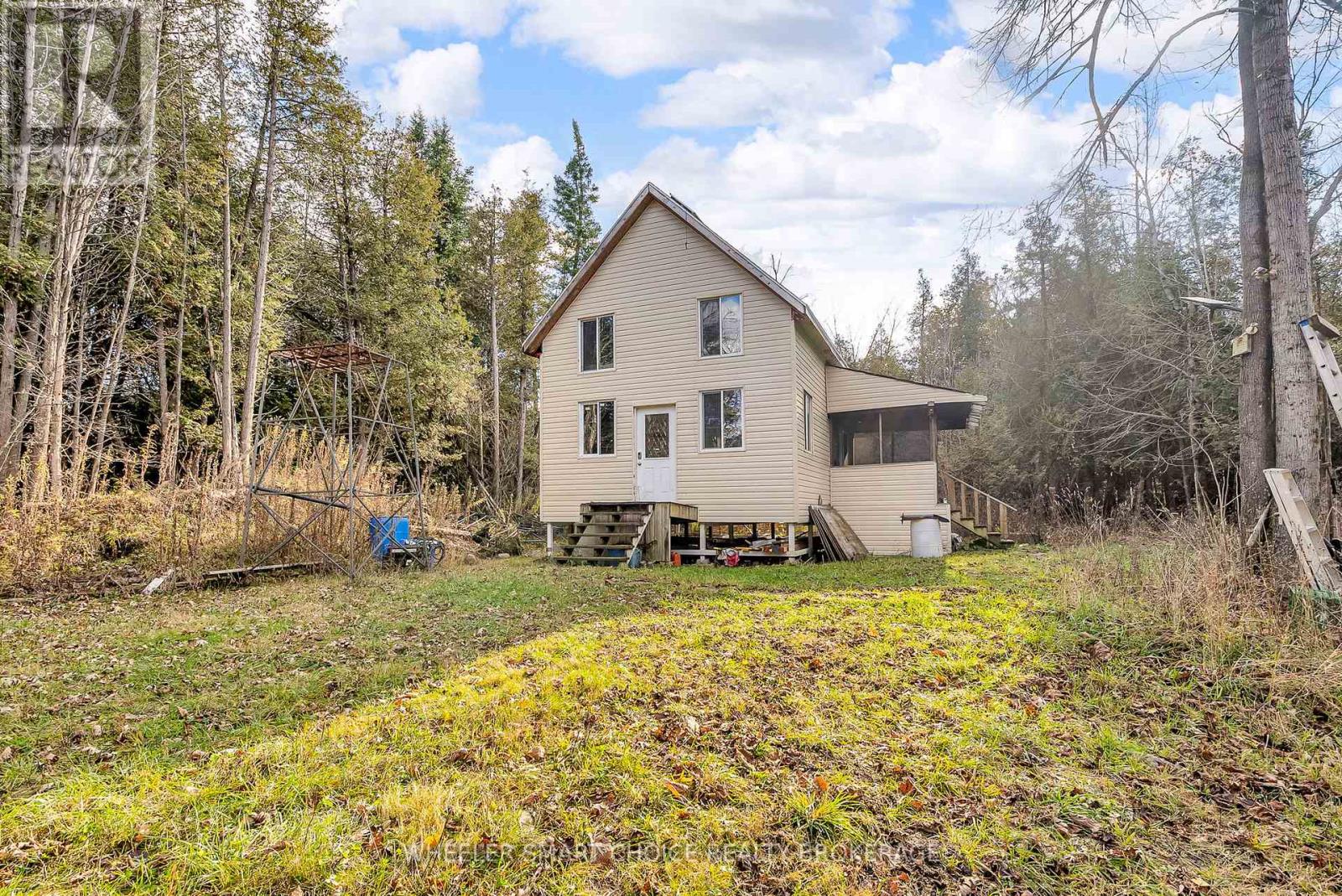 17637 Island Road E, South Stormont, Ontario K0C 1S0 - Photo 37 - X12521038