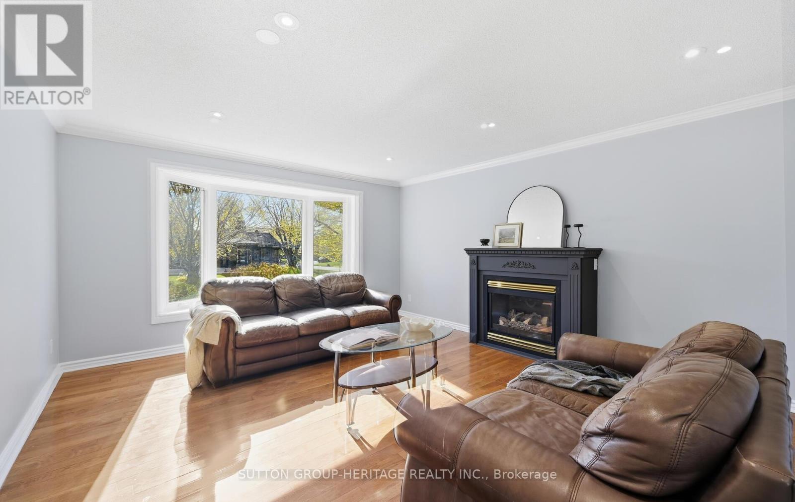 39 Anstead Crescent, Ajax, Ontario L1S 3X4 - Photo 6 - E12516586