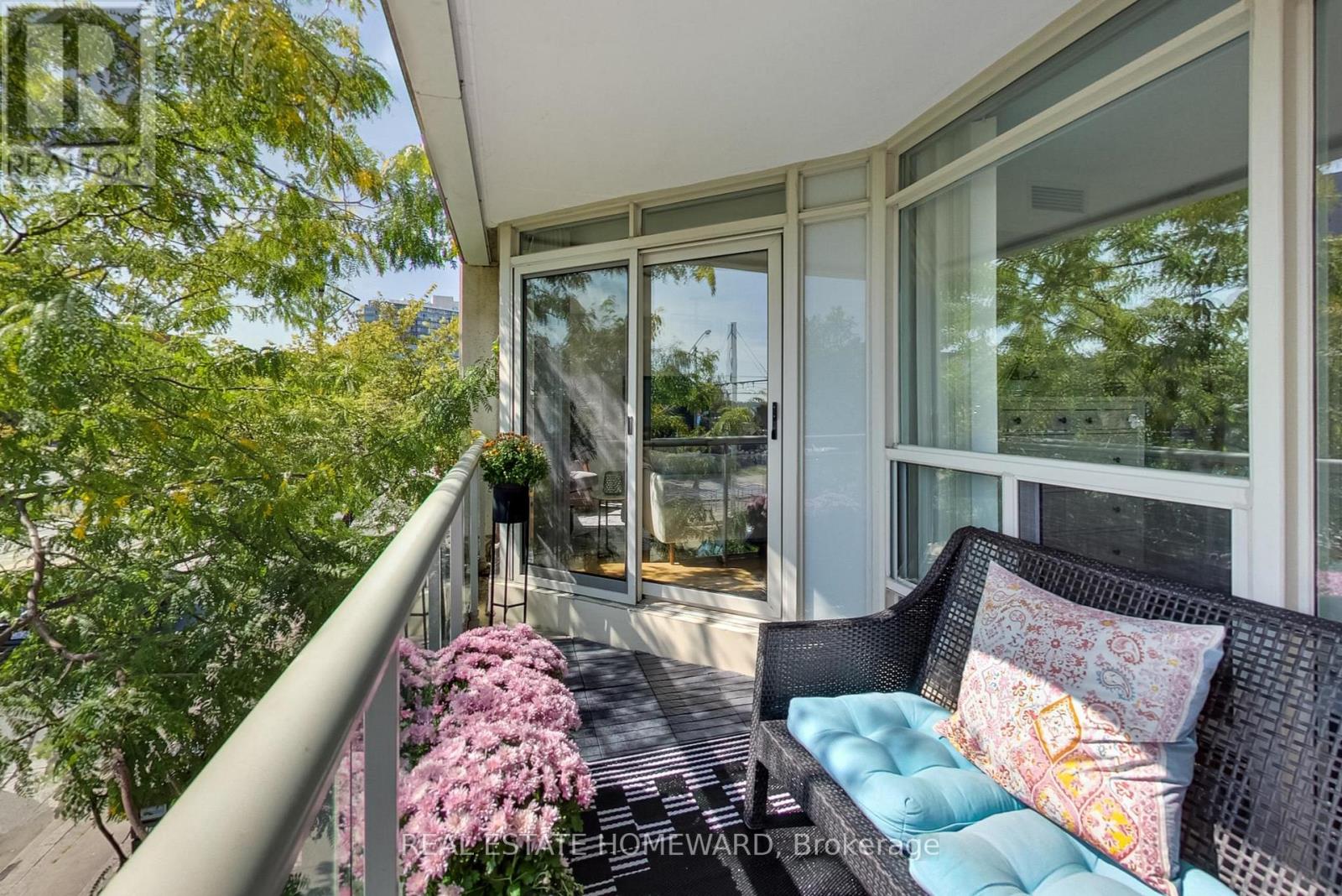 201 - 550 Queens Quay W, Toronto, Ontario  M5V 3M8 - Photo 27 - C12520716