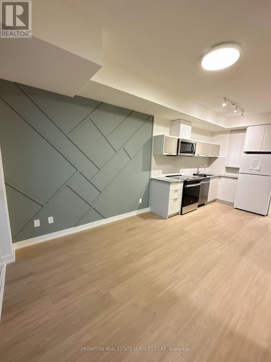 2006 - 10 Deerlick Crescent, Toronto, Ontario  M3A 0A7 - Photo 11 - C12520816