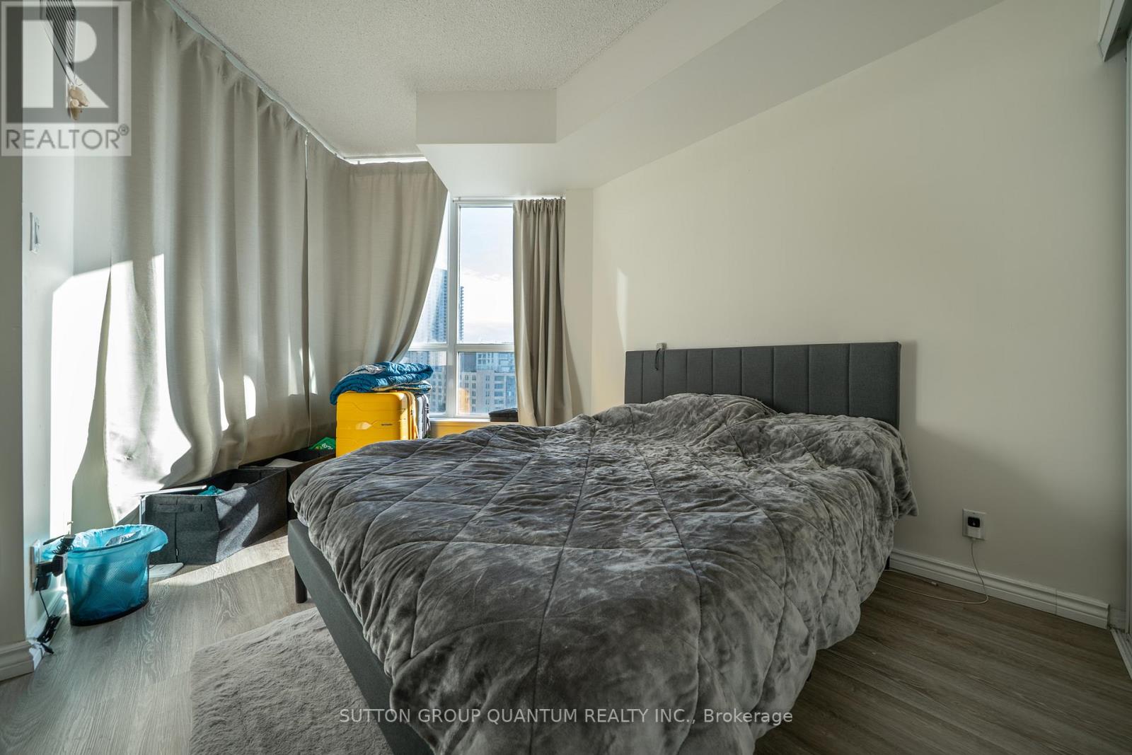 1205 - 228 Queens Quay W, Toronto, Ontario  M5J 2X1 - Photo 10 - C12520838