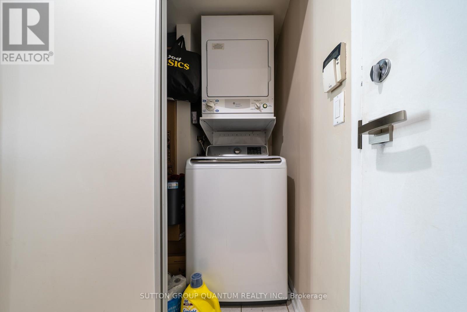 1205 - 228 Queens Quay W, Toronto, Ontario  M5J 2X1 - Photo 13 - C12520838