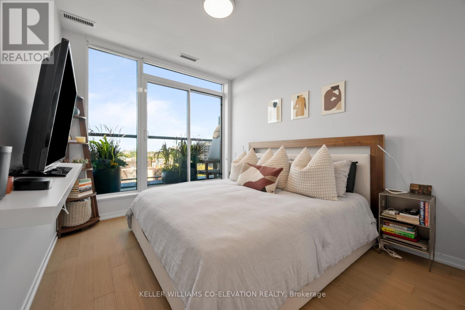 Ph7 - 138 St Helens Avenue, Toronto, Ontario  M6H 0B8 - Photo 19 - C12520856