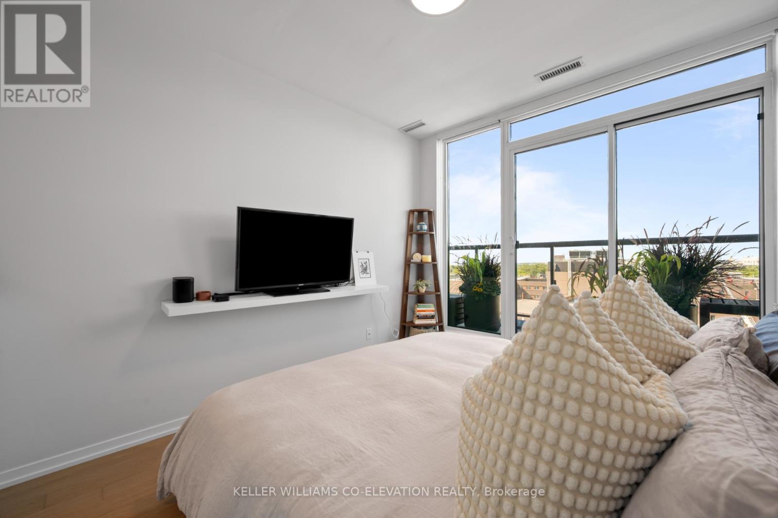 Ph7 - 138 St Helens Avenue, Toronto, Ontario  M6H 0B8 - Photo 20 - C12520856