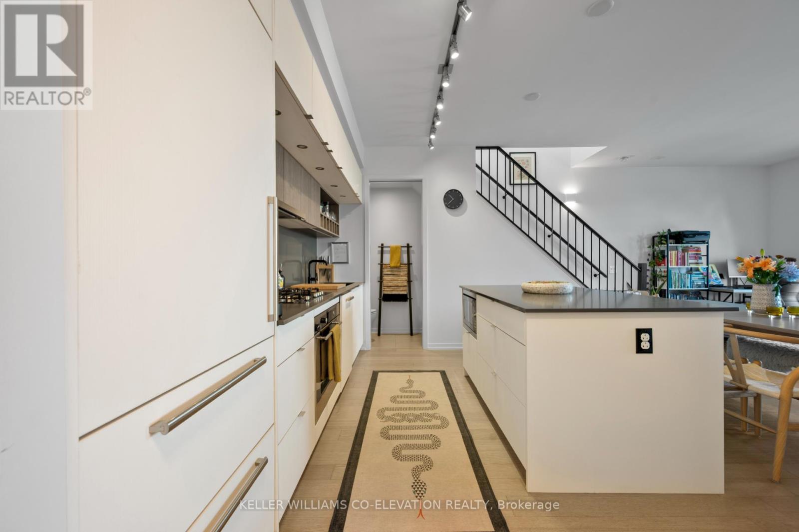 Ph7 - 138 St Helens Avenue, Toronto, Ontario  M6H 0B8 - Photo 4 - C12520856