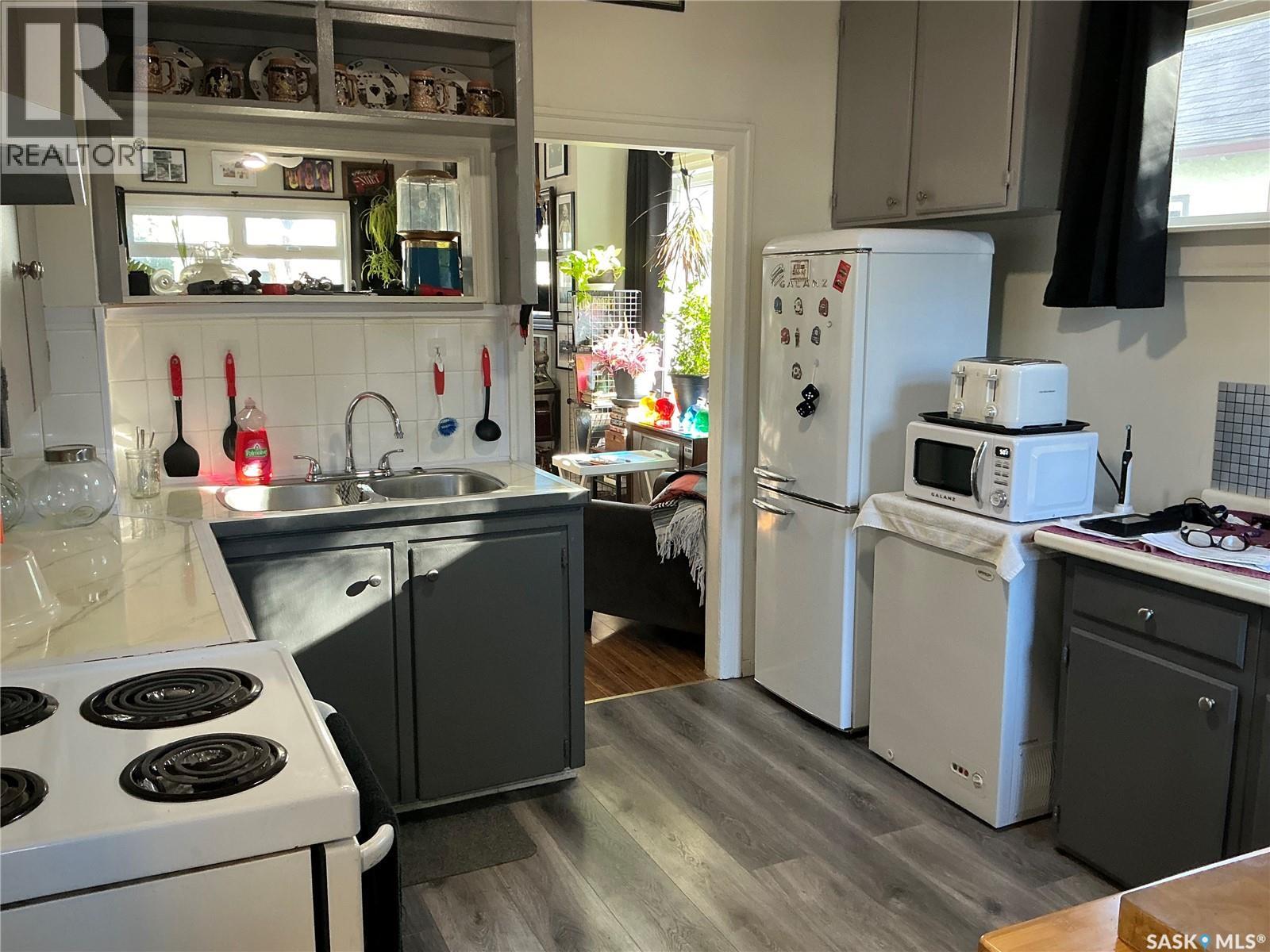 329 I Avenue S, Saskatoon, Saskatchewan  S7M 1Y1 - Photo 6 - SK021584