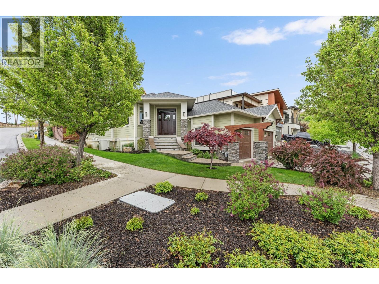 5090 Twinflower Crescent, Kelowna, British Columbia  V1W 5L8 - Photo 3 - 10356401