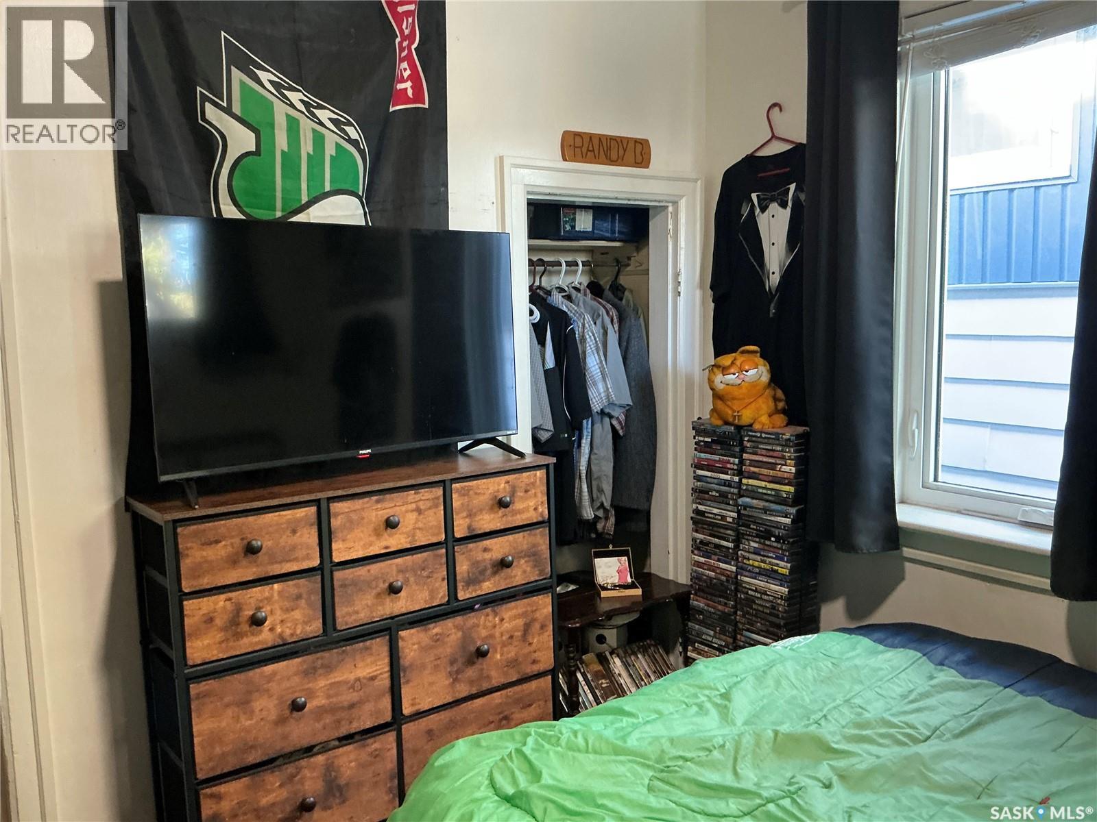 329 I Avenue S, Saskatoon, Saskatchewan  S7M 1Y1 - Photo 10 - SK021584