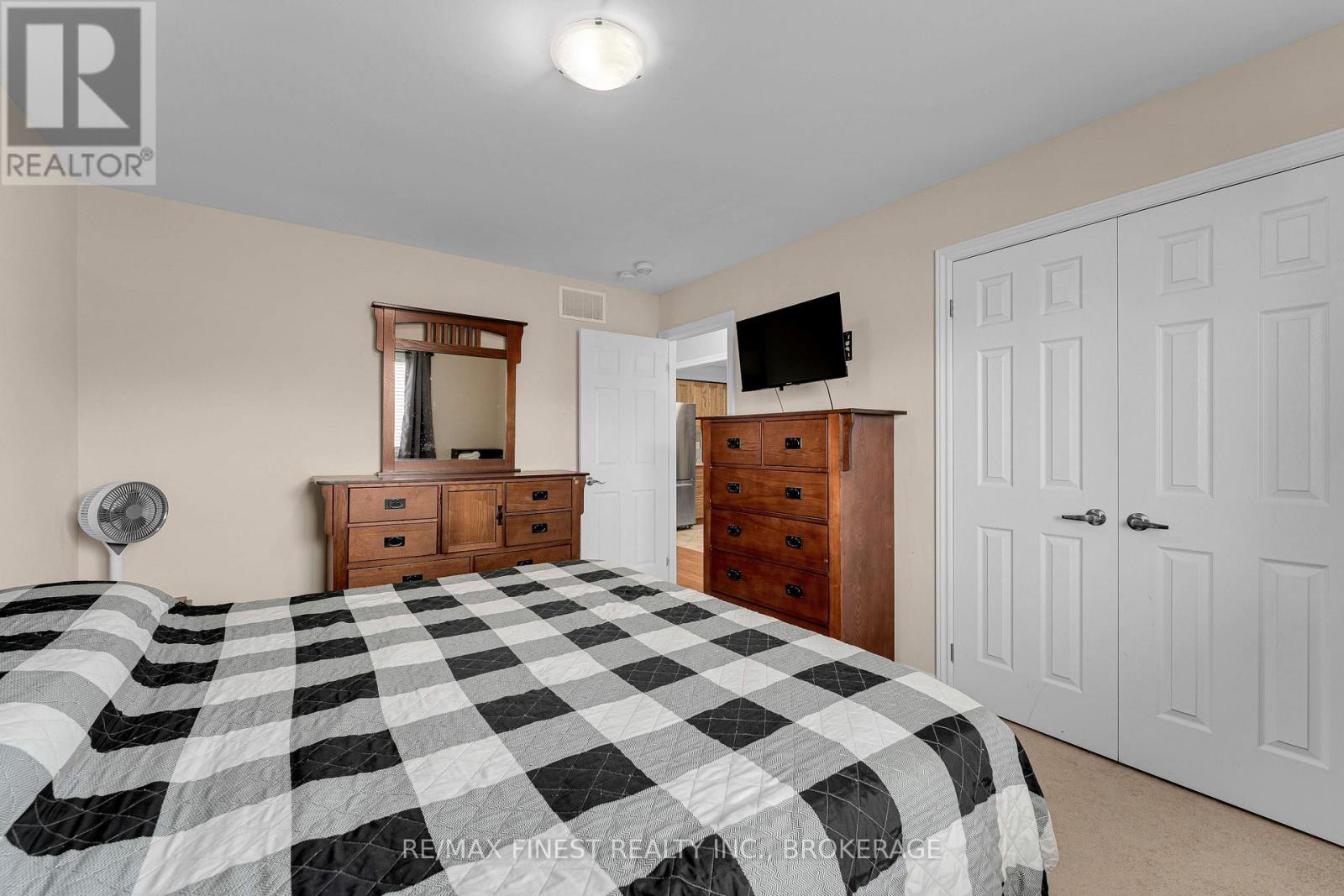 85 Kanvers Way, Greater Napanee, Ontario  K7R 3P9 - Photo 15 - X12520880