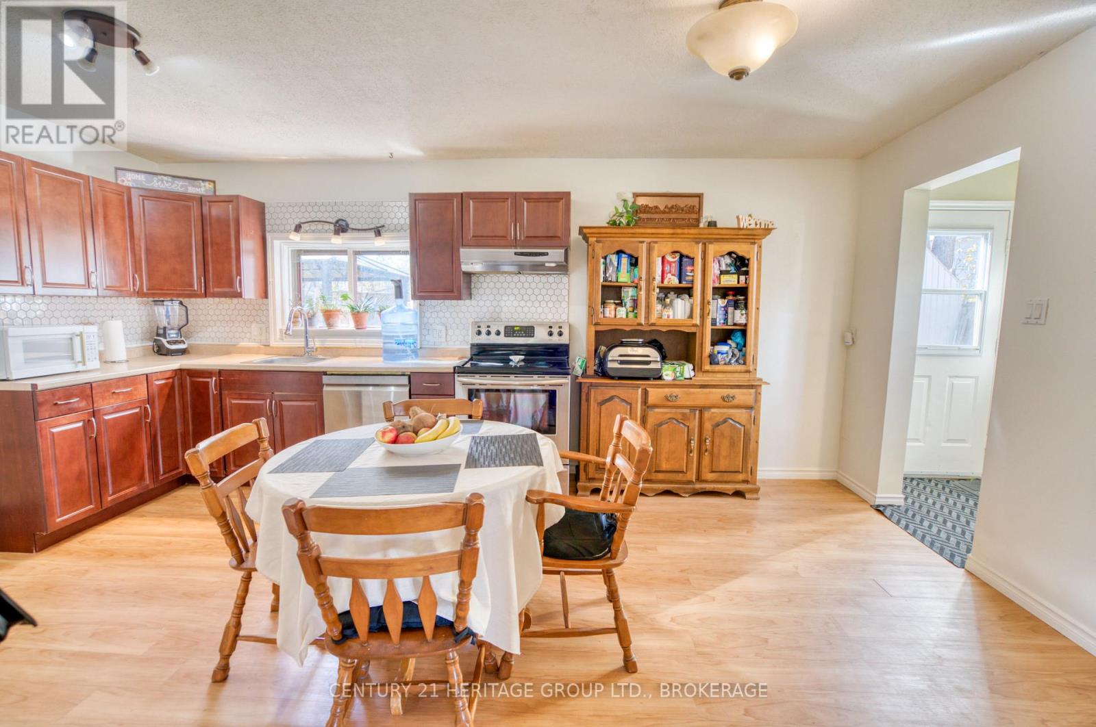 143 Green Street, Deseronto, Ontario K0K 1X0 - Photo 25 - X12520982